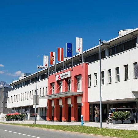 Austria Trend Hotel Salzburg West Himmelreich Exterior photo