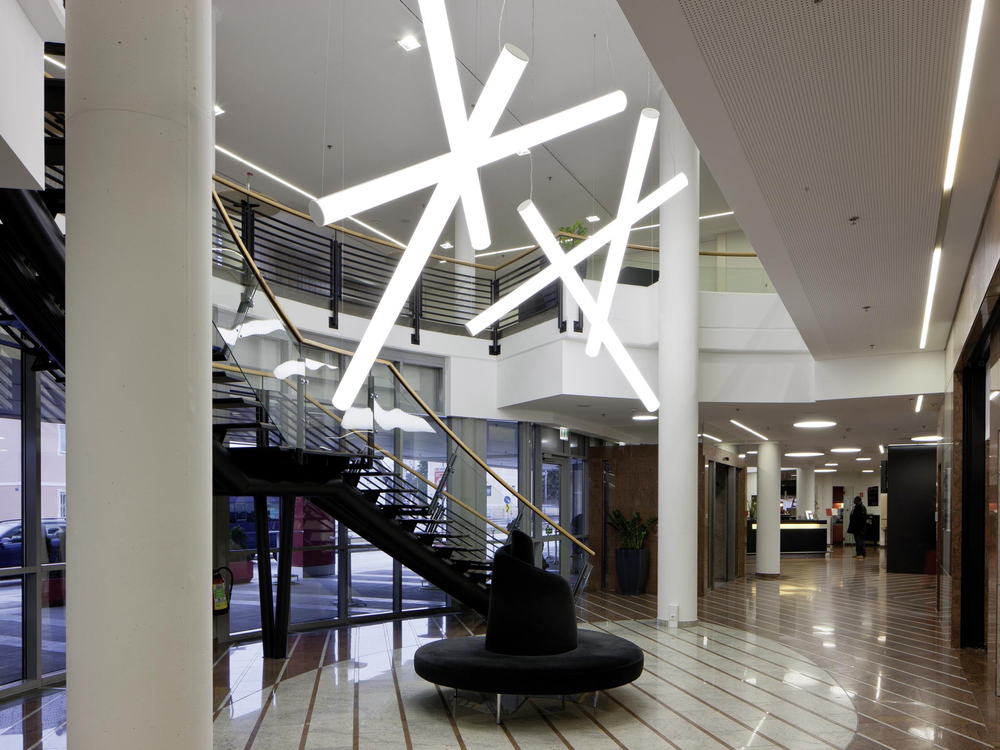 Austria Trend Hotel Salzburg West Himmelreich Exterior photo